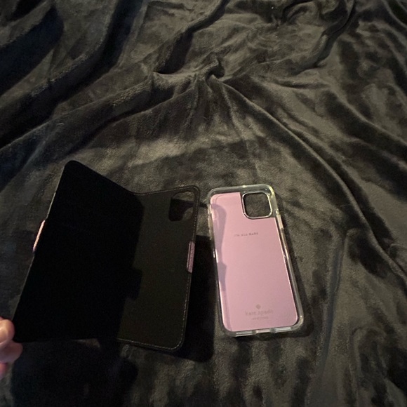 Kate Spade iPhone 11 Pro folio case - Picture 3 of 6